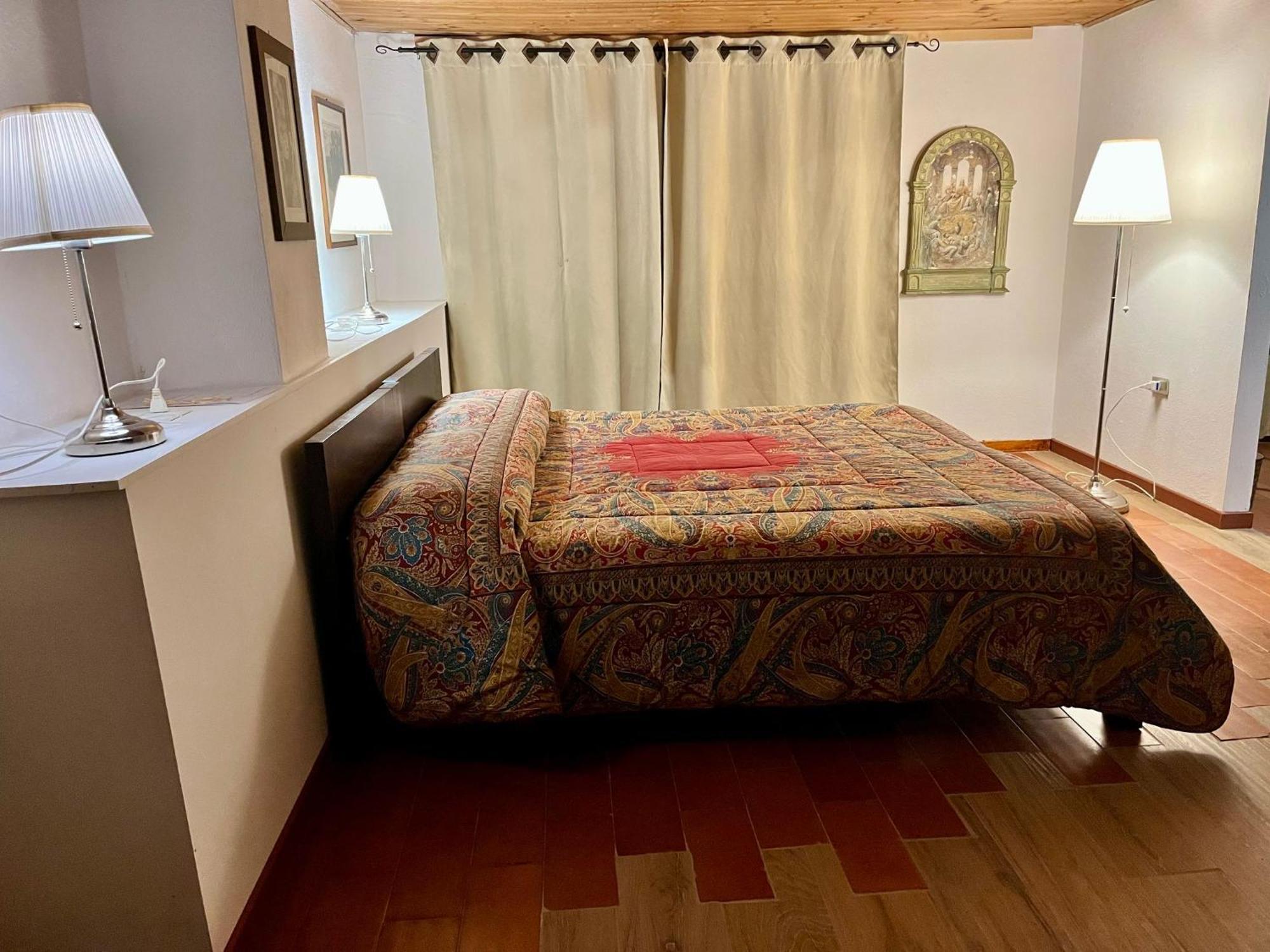 Gennarcu Couette-café Ussàssai