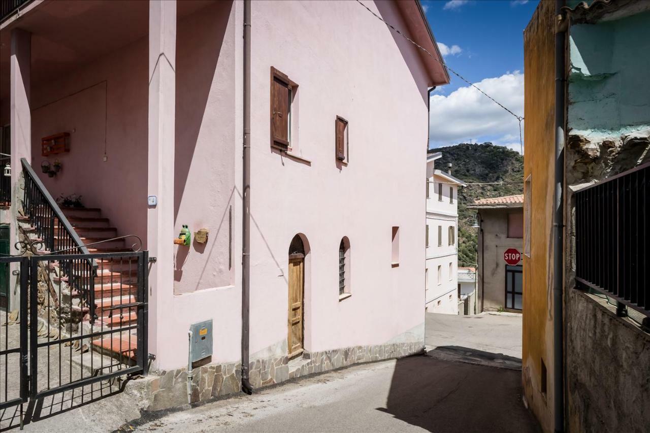 Bed & Breakfast Gennarcu *
